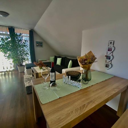 Munkacsy Apartmanok Balatonfenyves Bagian luar foto