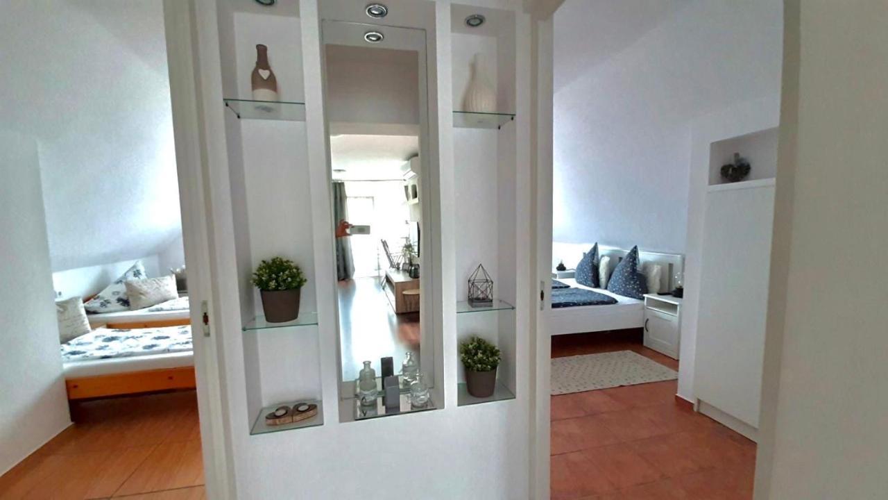 Munkacsy Apartmanok Balatonfenyves Bagian luar foto